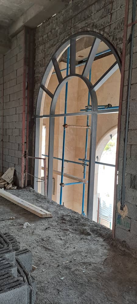 چه شرکت‌هایی اجرای نمای کرتین وال را تضمینی انجام می‌دهند؟