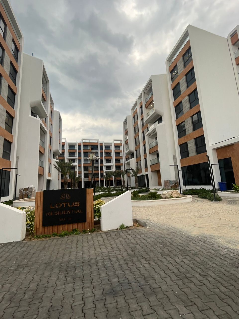 پنجره ترمال بریک رنگی متناسب با دکوراسیون