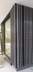 لوور آلومینیومی عمودی برای نمای ساختمان