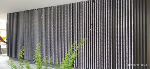 لوور آلومینیومی عمودی برای نمای ساختمان