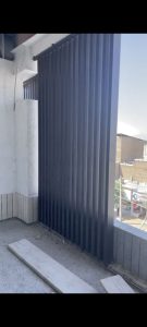 لوور آلومینیومی عمودی برای نمای ساختمان